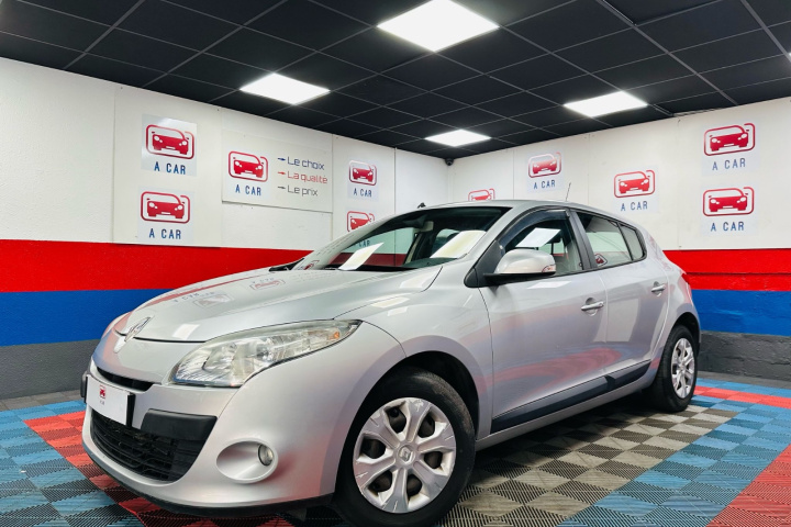 RENAULT MEGANE III BERLINE
